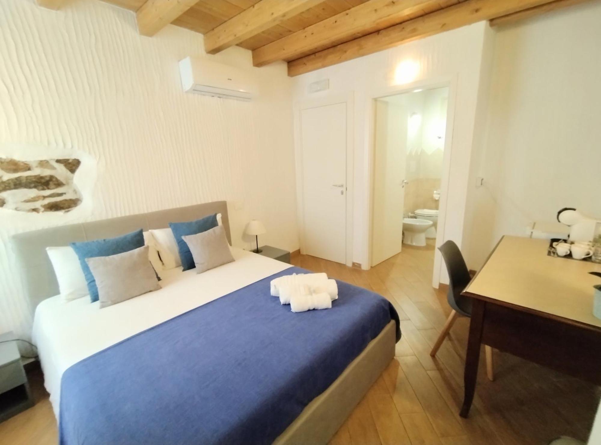 Holmann Suite & Rooms 奧爾比亞 外观 照片
